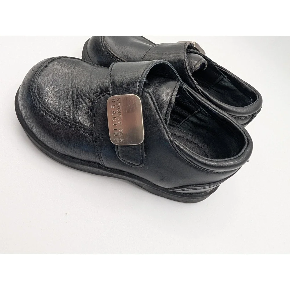 Kenneth Cole Reaction Kids Black Leather Hook Loop Casual Shoes Toddler Size 6M‎